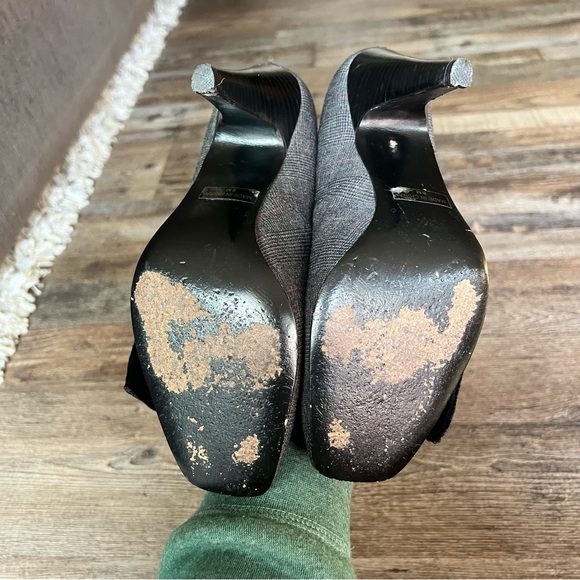 Joey O Plaid Shoes with Velvet Bow Detail - Grey/Red/Black - Picture 9 of 12